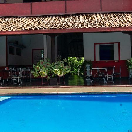 Hostal Lazybones León Екстериор снимка
