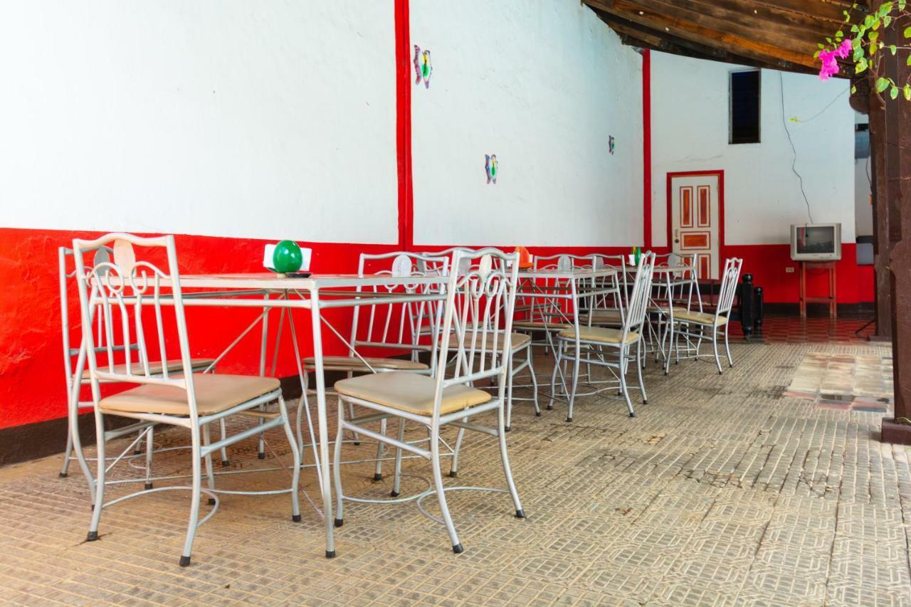 Hostal Lazybones León Екстериор снимка