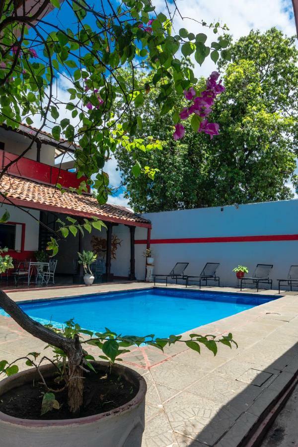 Hostal Lazybones León Екстериор снимка